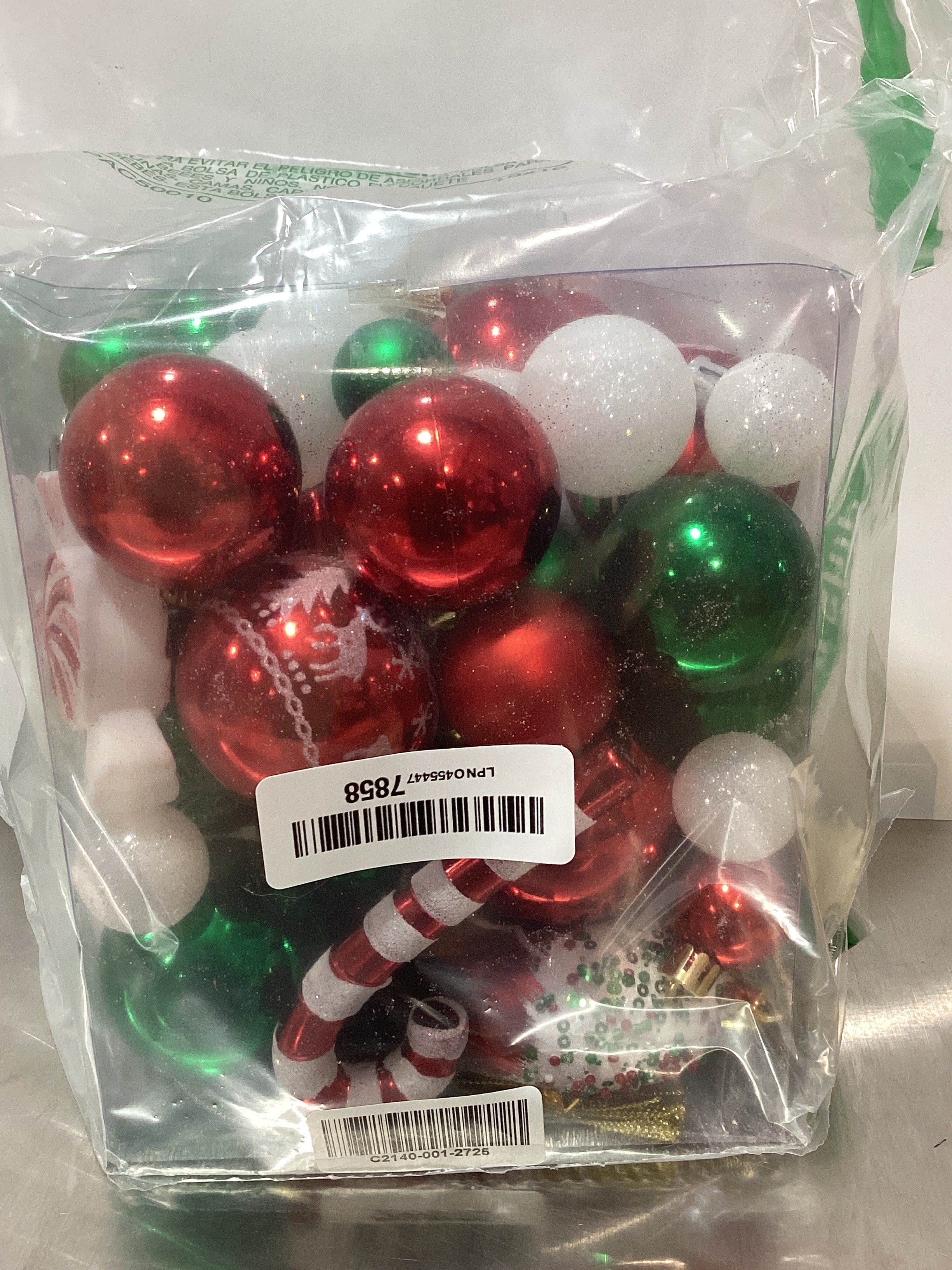 Christmas Tree Ornaments, Green Red White Christmas Ball Ornaments Set of 60 Pack Shatterproof Plastic Xmas Decorations for Home Party Tree