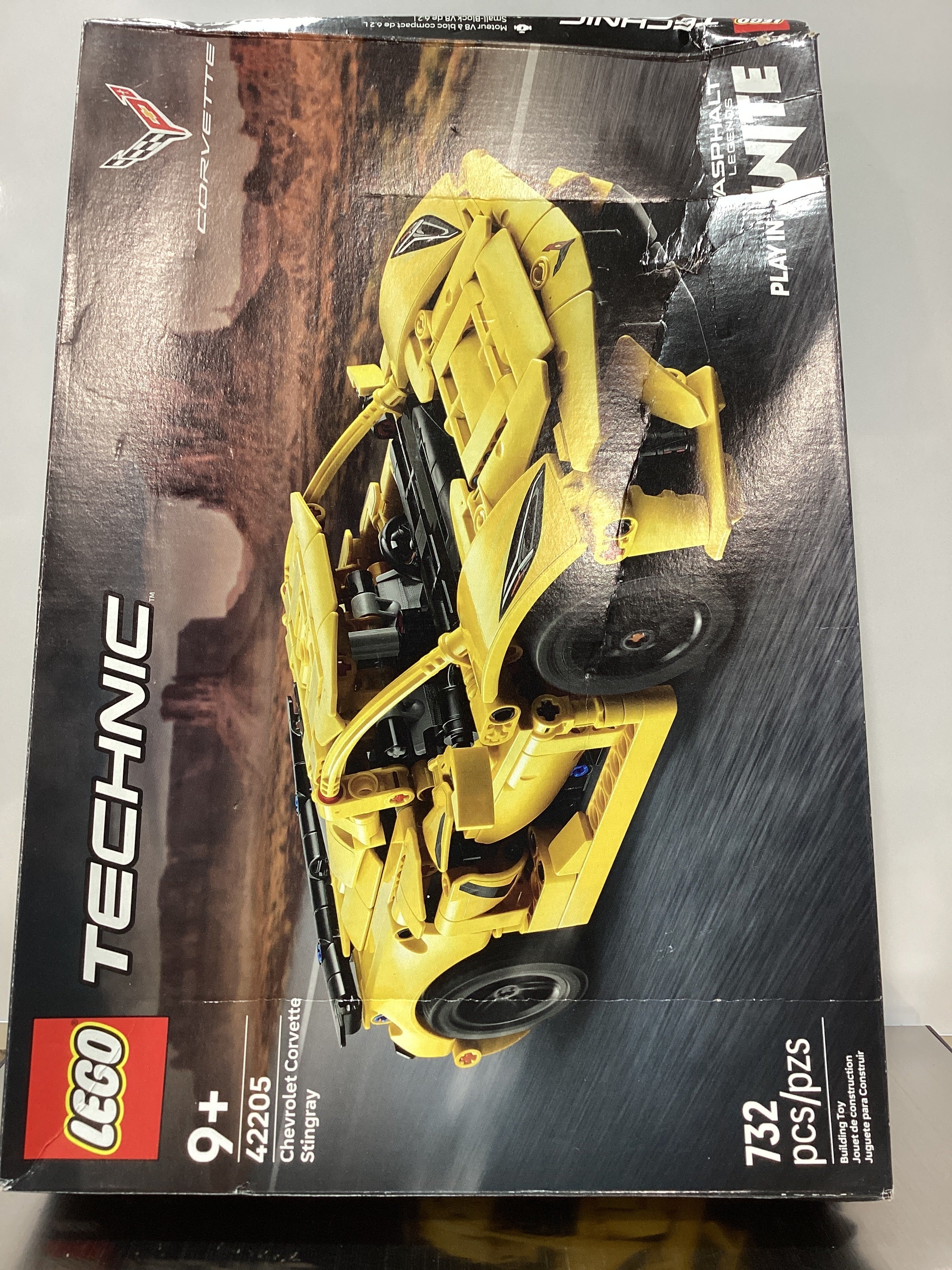 LEGO Technic Chevrolet Corvette Stingray Toy Car - Building Toy Set for Kids, Boys and Girls, Ages 9+ - Model Car Kit for Display - Gift Idea for Birthday - 42205