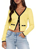 Cárdigan corto amarillo con bordes negros y botones