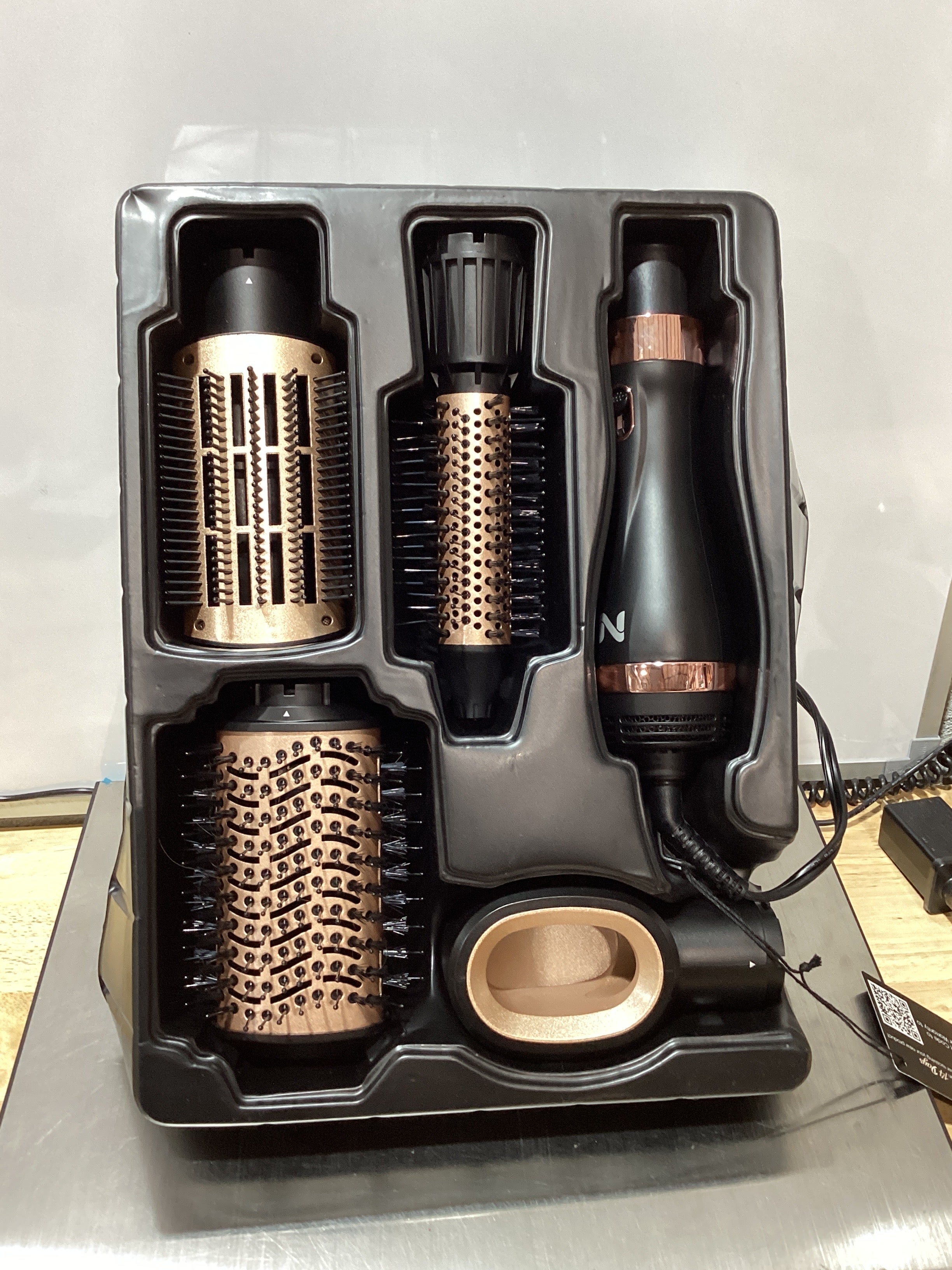 Cepillo Secador de Cabello con Aire Caliente - Secado, Alisado y Rizos en Un Solo Paso, Revestimiento Cerámico, 3 Temperaturas, Para Todo Tipo de Cabello, Calidad Salón