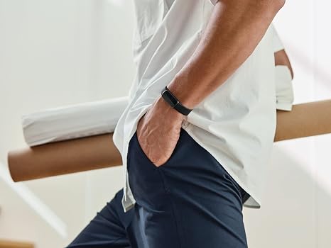 Fitbit Luxe - Rastreador de fitness y bienestar con control del estrés, seguimiento del sueño y frecuencia cardíaca 24/7, negro/grafito, talla única