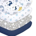 Juego de 4 sábanas para cuna Plushii para bebés varones, 71 x 132 cm, de microfibra extrasuave, para cuna estándar y colchón infantil, con estampado de dinosaurios, elefantes, estrellas y azul marino.