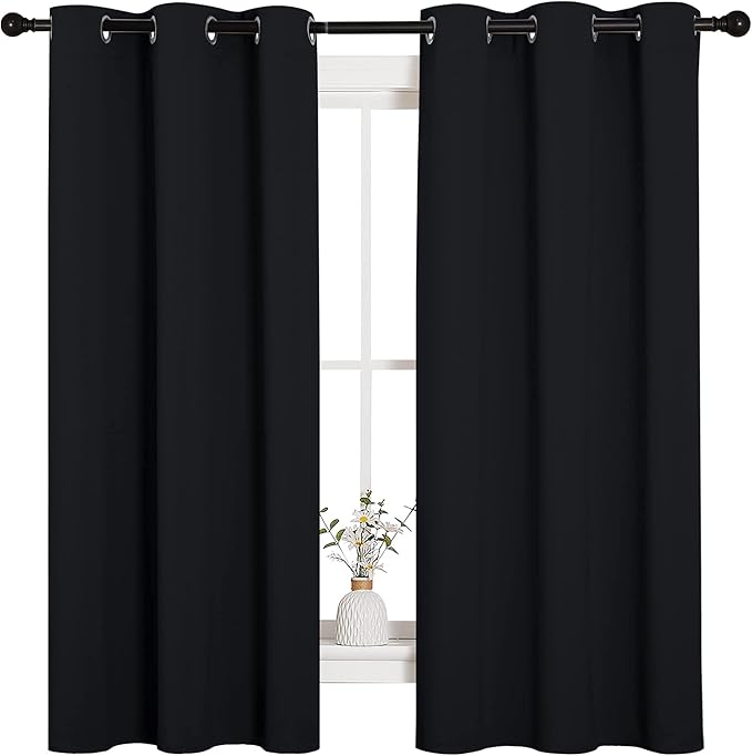 NICETOWN - Cortinas opacas con aislamiento térmico y ojales sólidos, para ventana de dormitorio (color negro, 2 paneles, 42 pulgadas de ancho x 63 pulgadas de largo)