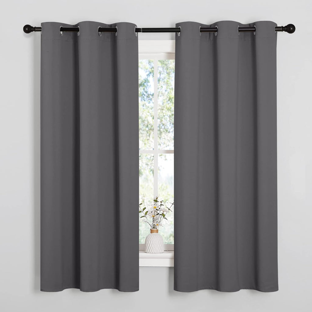 NICETOWN Cortinas Blackout Termicas con Ojales | 2 Paneles 42x63 Pulgadas | Aislantes para Dormitorio (Gris)