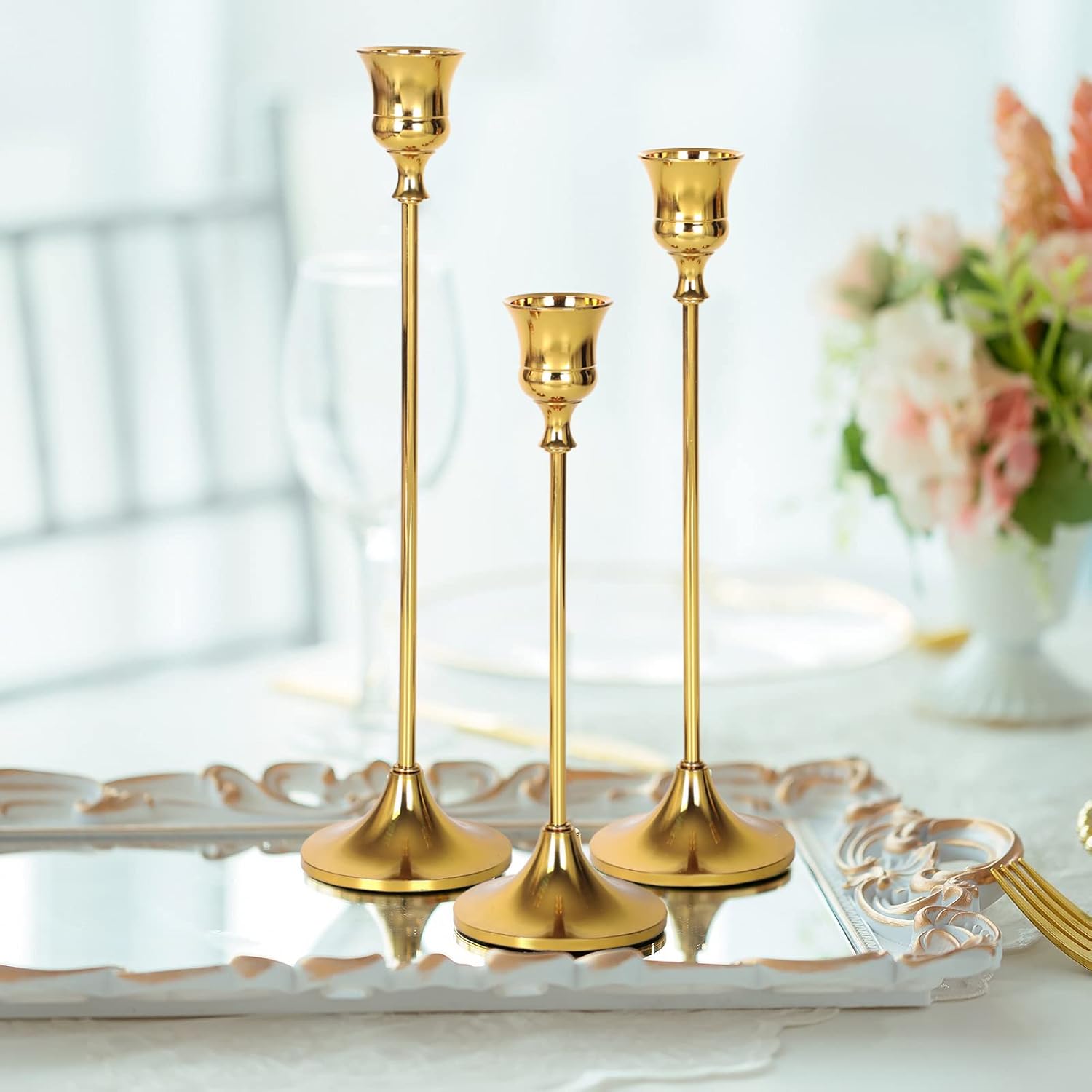 Candelabros dorados – Portavelas cónicos vintage con velas de metal para recepción, decoración de cena, ceremonia de boda, fiesta de decoración del hogar