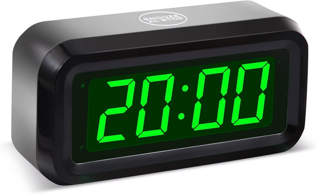 Reloj despertador digital Timegyro, funciona con pilas, con pantalla LED para dormitorios, batería de larga duración (12 meses), 3 niveles de brillo ajustables, formato de 12/24 horas, función de repetición de alarma, carcasa negra con dígitos verdes.