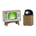 Figura decorativa de mini mueble para TV y teléfono de RAQWI para sala de estar, estante decorativo, diseño adorable, regalo perfecto para amantes de los gatos.