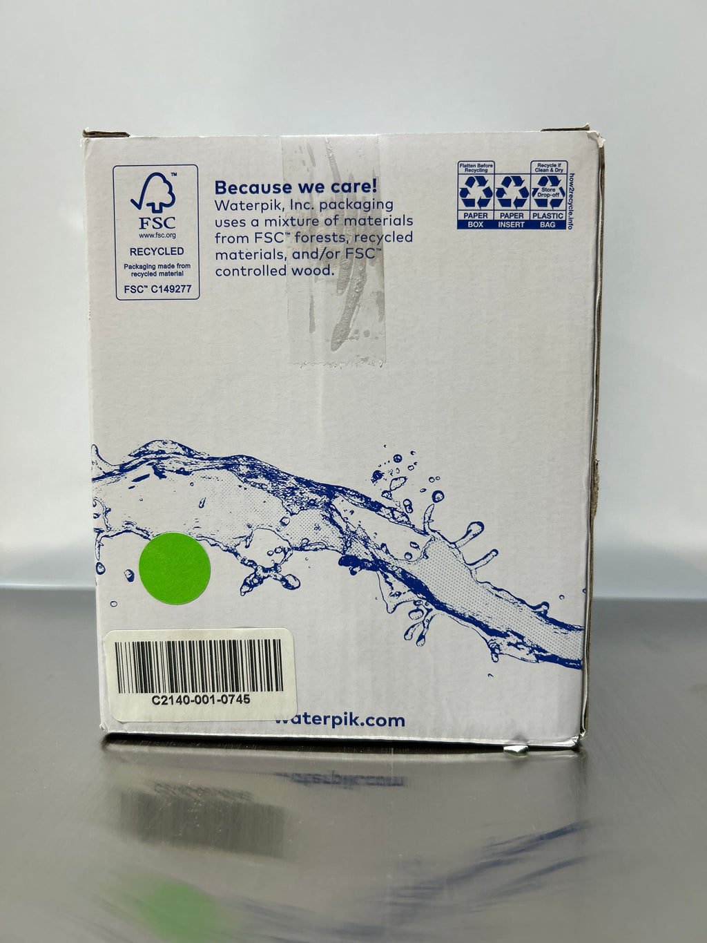 Irrigador bucal Waterpik Nano Plus, portátil y eléctrico, compacto para viajes y uso doméstico, 4 puntas, aprobado por la ADA, blanco WP-320 