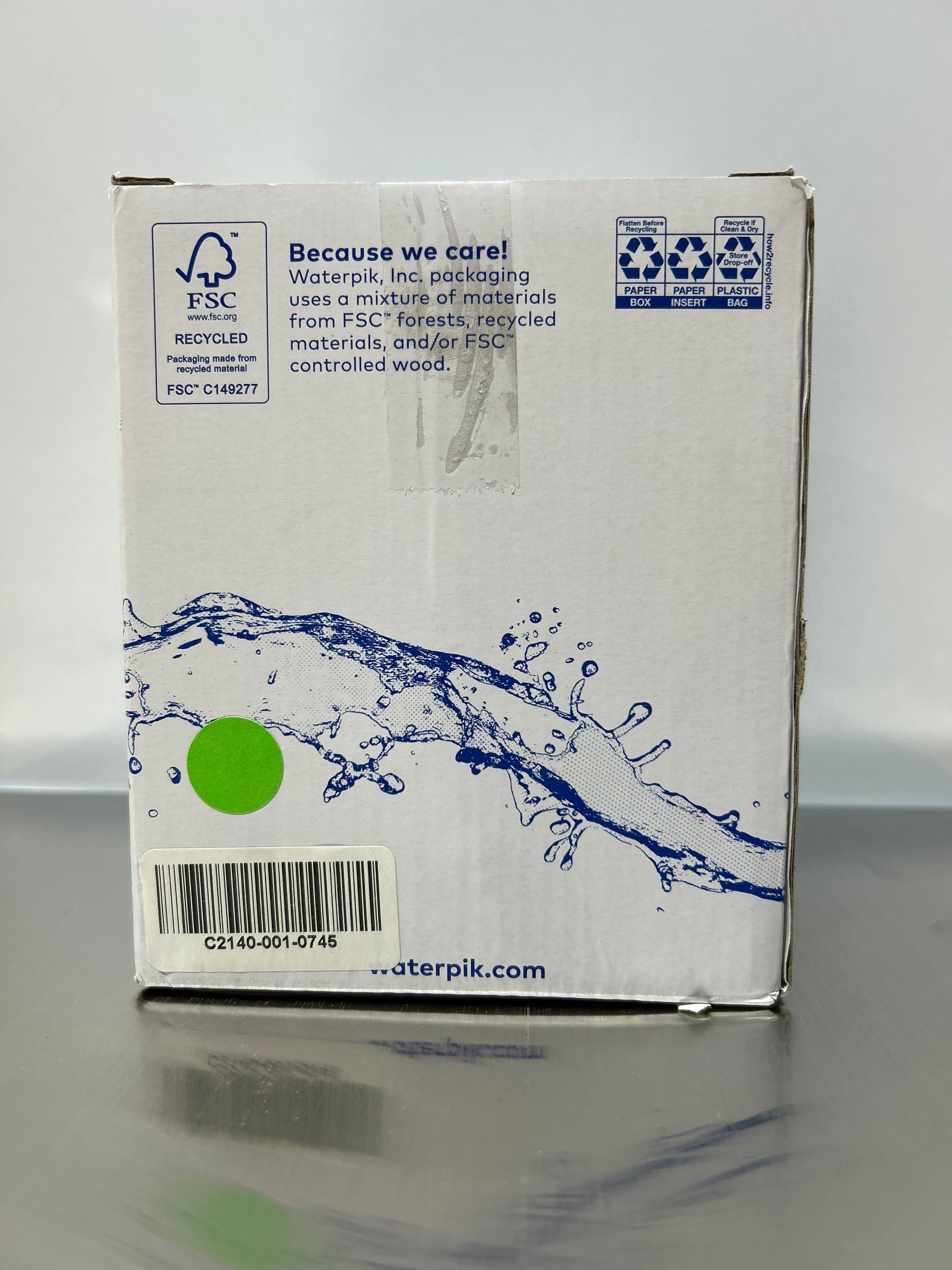 Irrigador bucal Waterpik Nano Plus, portátil y eléctrico, compacto para viajes y uso doméstico, 4 puntas, aprobado por la ADA, blanco WP-320 