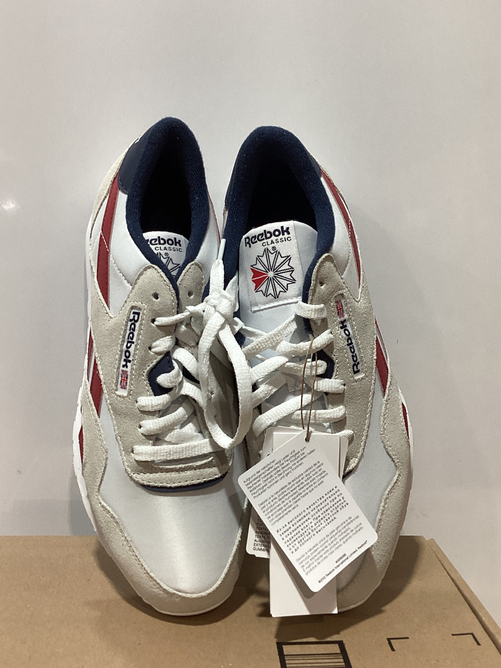 Tenis Reebok Classic Nylon para Hombre – Blanco, Rojo y Azul, Talla 44 EU