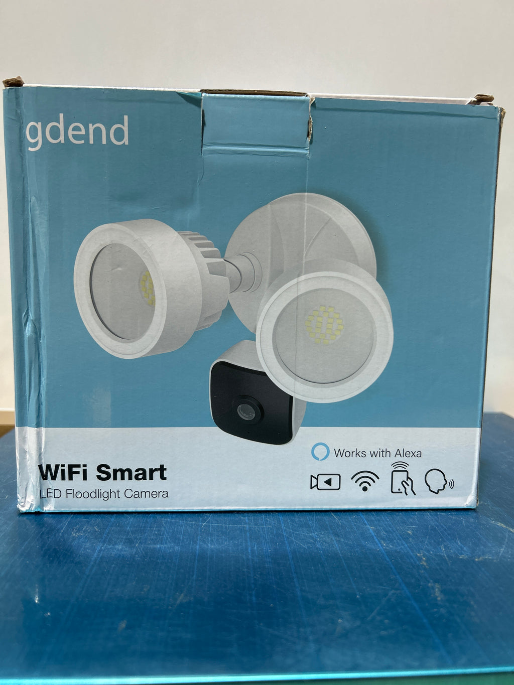 Cámara con reflector y cable | Cámara de seguridad para exteriores, impermeable, 3K UHD | 2200 lúmenes | Sensor de movimiento, visión nocturna a color, sirena de 105 dB, compatible con Alexa y audio bidireccional 