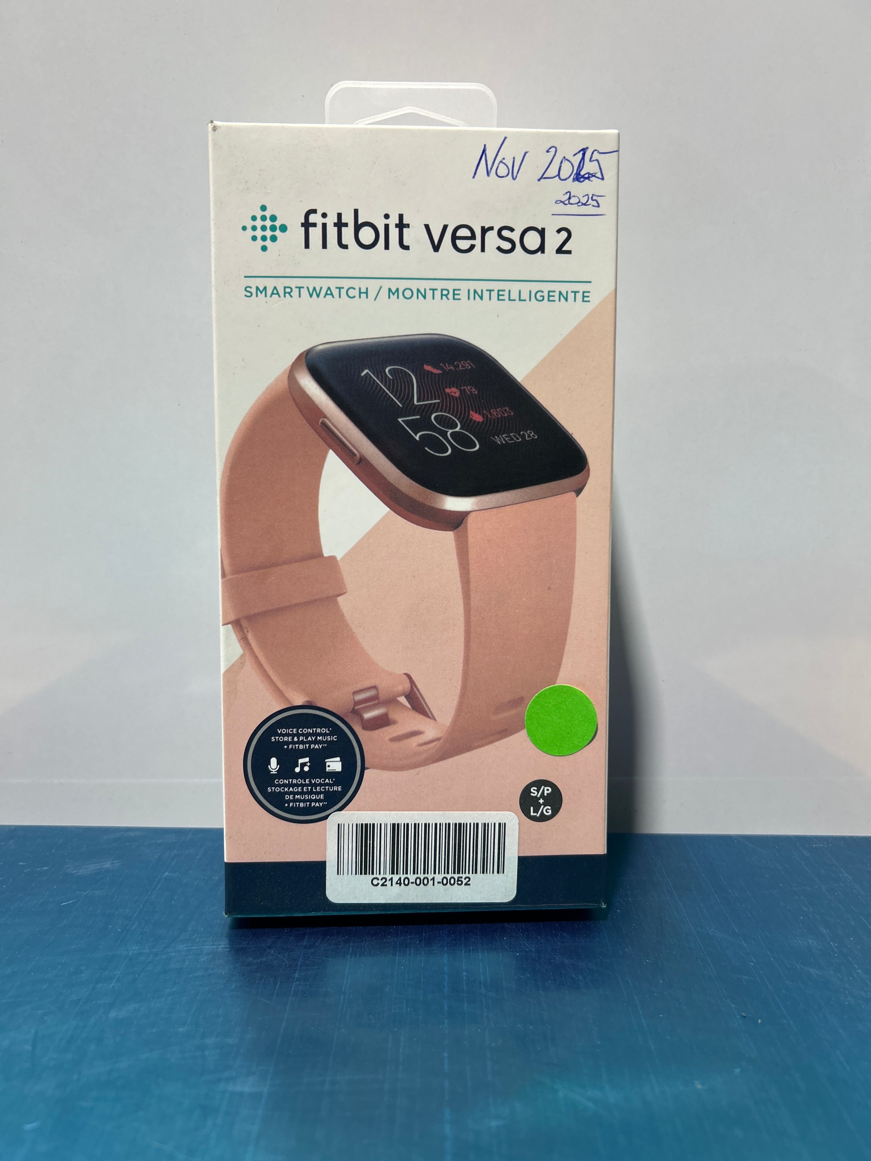 Smartwatch Fitbit Versa 2 Bundle – Incluye Bandas Talla Pequena y Grande, Alexa Integrado, Monitoreo de Sueno, Spotify, Color Petal