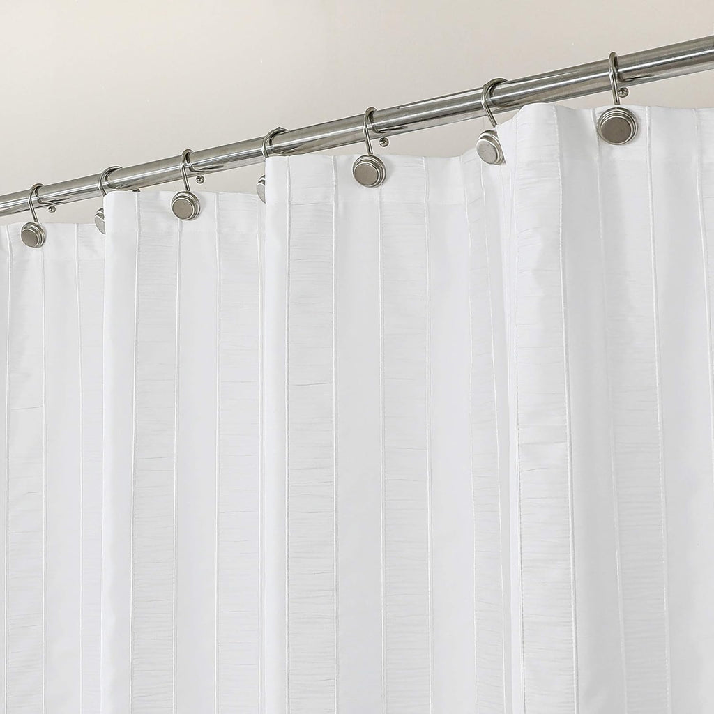 Cortina de Ducha Blanca Central Park Seersucker 70x72 con Ojales y Volante - Decorativa para Baño y Spa