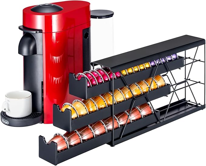 FlagShip Soporte para cápsulas Nespresso de 3 niveles y organizador de cápsulas de café Vertuo, almacenamiento de metal negro que ahorra espacio con capacidad para más de 30 cápsulas