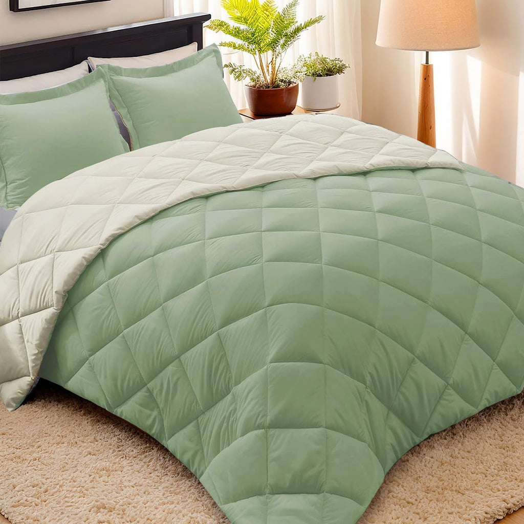 Juego de edredón HIG de 3 piezas tamaño Queen en color verde salvia - Edredón reversible de fibra sintética para todas las estaciones con dos fundas de almohada - Relleno de edredón acolchado con pestañas en las esquinas - Manta con costuras en forma