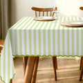 Mantel Whaline con borde festoneado y rayas verdes, tela impermeable, rectangular, para decoración de mesa de cocina y hogar, 55 x 70 pulgadas.