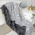 Manta para cama, manta decorativa estilo bohemio para sofá, manta reversible de punto con estampado geométrico en blanco y negro para sofás, sillones, camas y butacas, color negro