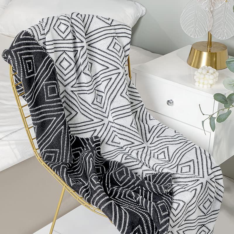 Manta para cama, manta decorativa estilo bohemio para sofá, manta reversible de punto con estampado geométrico en blanco y negro para sofás, sillones, camas y butacas, color negro