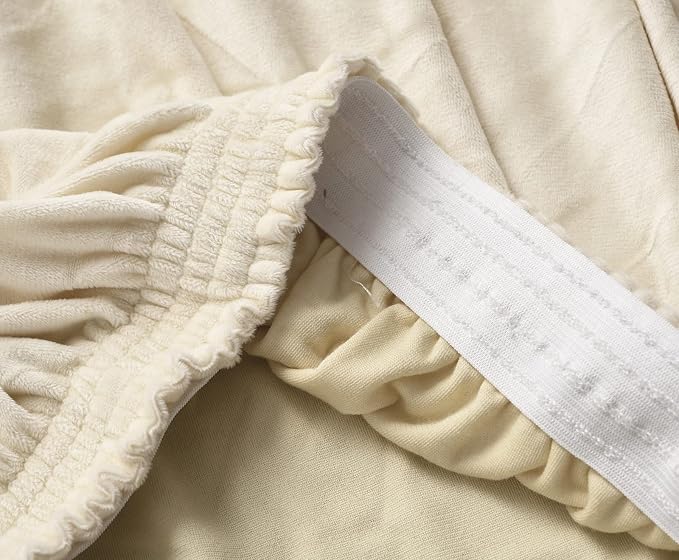 Fundas para Sillas de Comedor de Terciopelo Elástico – Set de 3, Color Beige, Ideales para Banquetes y Fiestas