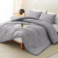 Juego de edredón CozyLux Queen gris, edredones ligeros tamaño Queen, juego de ropa de cama acolchado, edredón gris transpirable para todas las estaciones con relleno alternativo de plumón y 2 fundas de almohada, juego de cama