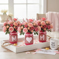 Knitgrip 3 piezas Centro de mesa para el Día de la Madre Decoraciones florales rosas en tarro Mason para la mesa Decoración de bandeja escalonada con rosa para mamá Regalo para el Día de la Madre Decoración para estante de cocina y repisa de chimenea