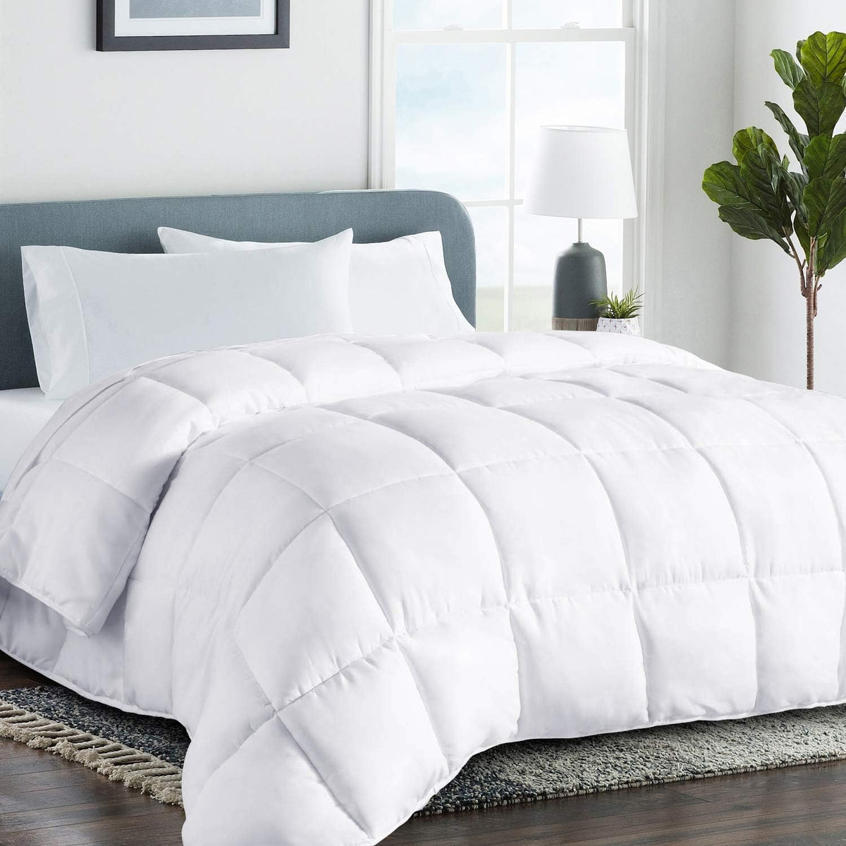 Edredón refrescante COHOME tamaño Twin/Twin XL, relleno de plumón sintético acolchado para todas las estaciones, edredón GentleSoft de lujo para hoteles con tecnología antiaglomeración y 8 pestañas - Reversible - Blanco 64x88 pulgadas