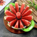 Cortador de Sandía Extra Grande en Acero Inoxidable – Corte Rápido para Frutas y Verduras