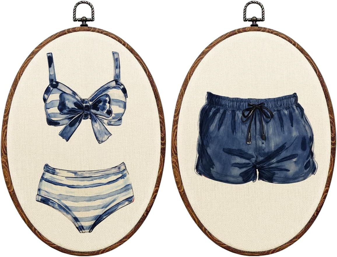 Trajes de baño pintados en azul y blanco, casa del lago, casa de playa, arte de pared enmarcado, decoración de pared, estampados colgantes estilo cottagecore vintage, decoración costera playera para el hogar, dormitorio de granja, sala de estar, 2 piezas