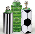 Paquete de 3 fundas cilíndricas de spandex con temática de fútbol de Tranqun para decoración de fiestas temáticas de fútbol, mesas de postres para el hogar, bares deportivos, eventos en estadios, decoración de fondo para bodas y fiestas de cumpleaños