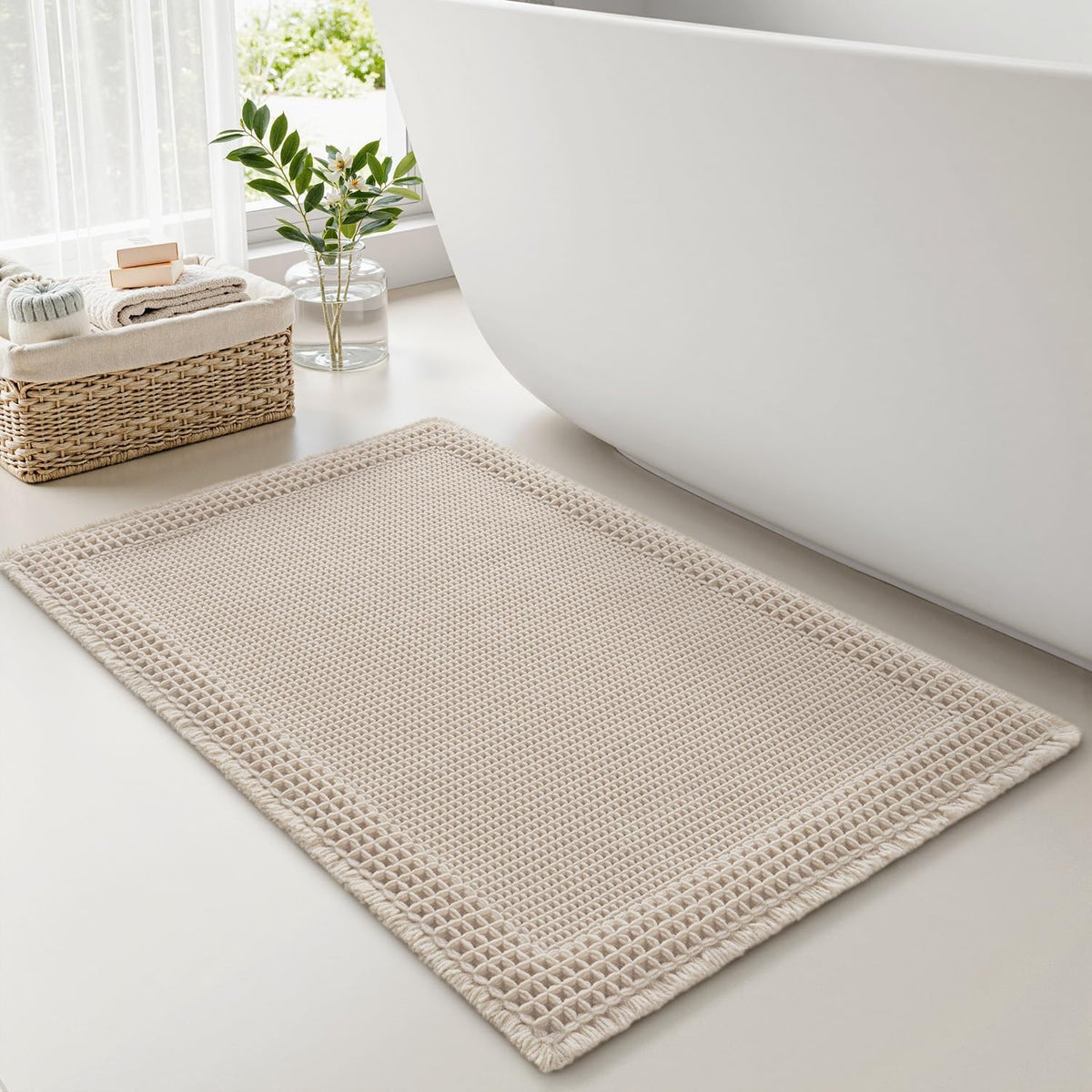 Alfombrilla de baño RESARE tipo gofre, súper absorbente, antideslizante y lavable a máquina, ultrasuave, de secado rápido, estilo bohemio con borlas, ideal para la decoración del hogar estilo granja, 51 x 81 cm, color beige claro.
