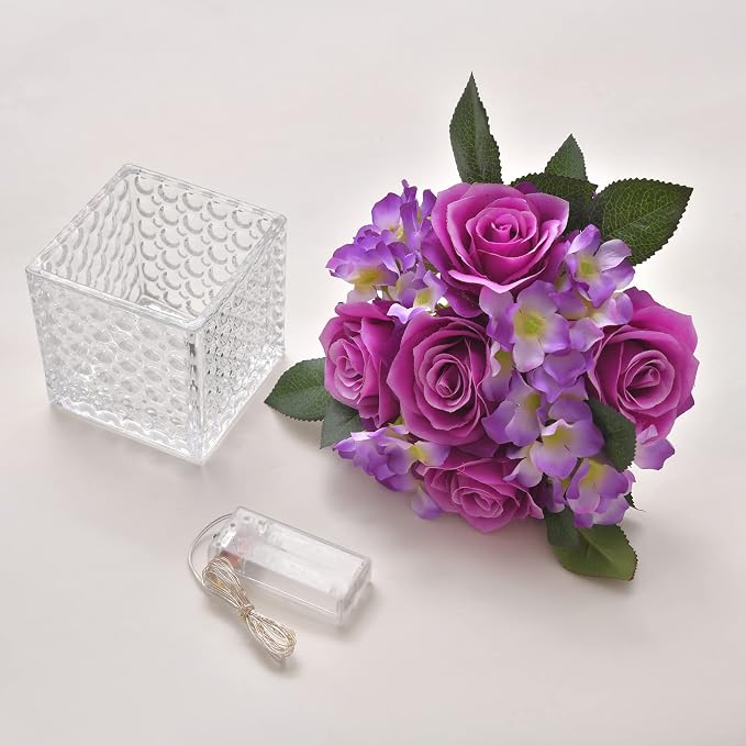 Arreglo de centro de mesa de rosas artificiales de seda en florero de vidrio con luz LED para decoración de bodas en el hogar (Lavanda clara)