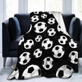 Manta de franela suave y cálida con diseño de balón de fútbol en blanco y negro, ideal como regalo para niños, adolescentes, sofá, dormitorio, decoración del hogar, 127 x 101 cm. 