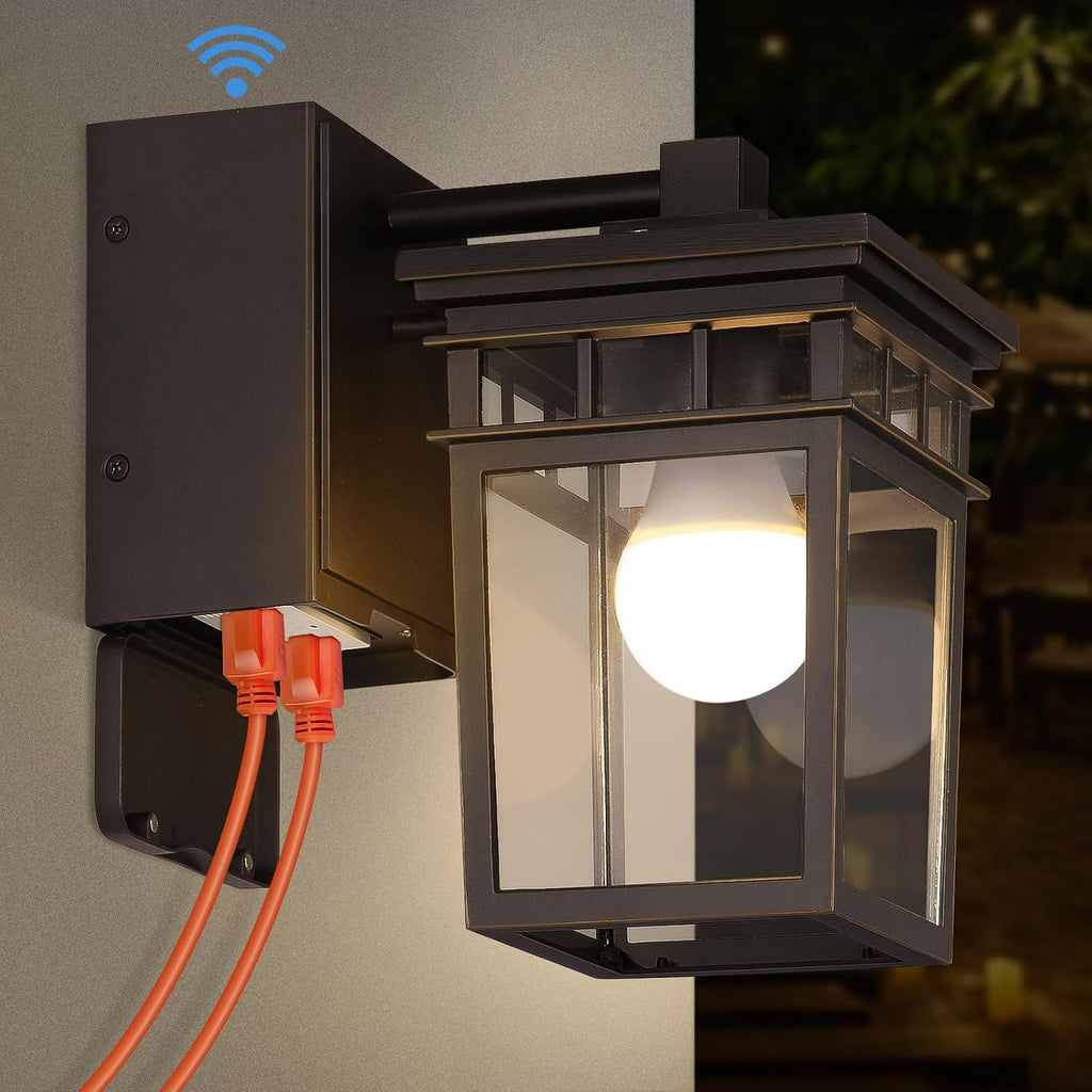 Luz de Porche con Tomacorriente GFCI Integrado | Iluminación Exterior de Anochecer a Amanecer | Impermeable Antioxidante de Aluminio | Con Bombillo Incluido