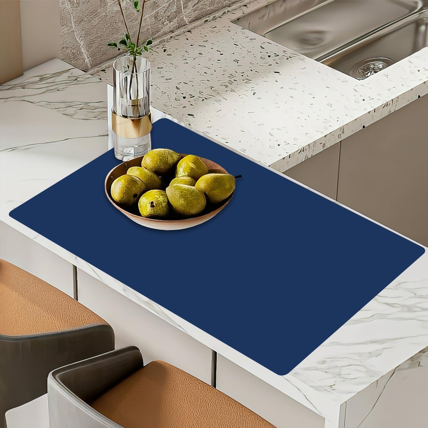 Tapete de silicona grande supergrueso de 2 mm, 80 cm x 60 cm (31,5 x 23,6 pulgadas), antideslizante, resistente al calor, tapete grueso para encimera de cocina, protector impermeable para manualidades (azul oscuro) 
