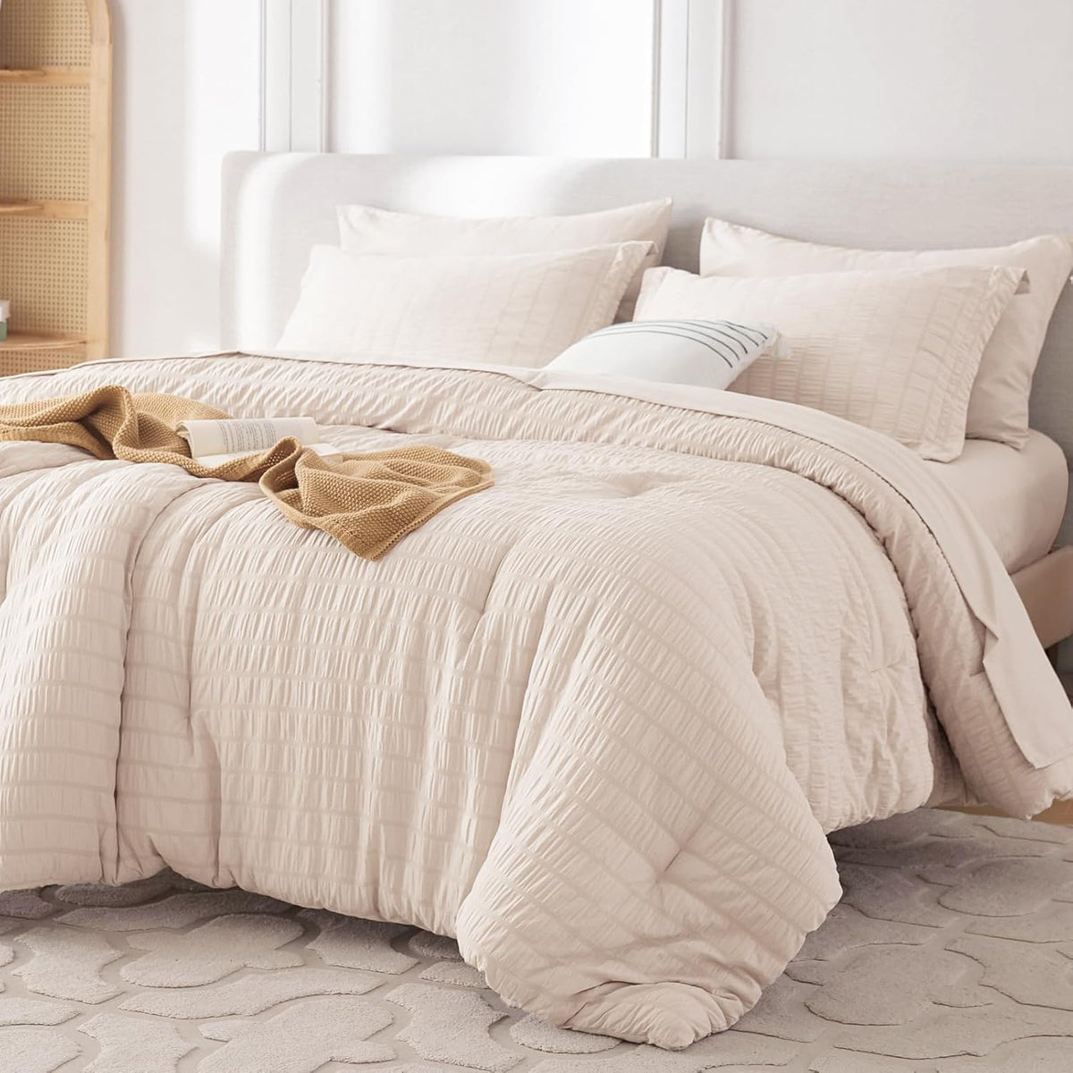 Juego de Edredón MUXHOMO Seersucker Tamaño Matrimonial – Ropa de Cama de Lujo para Todas las Estaciones, Beige