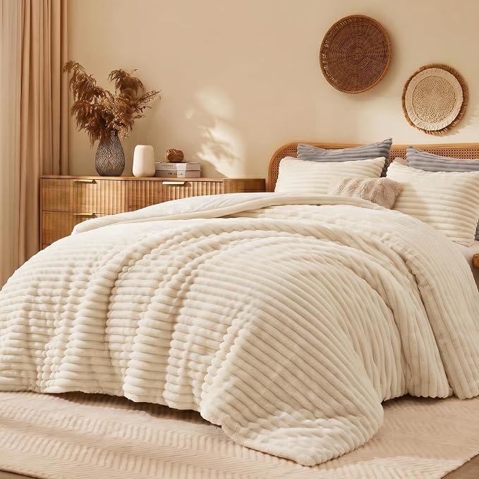 Quataly Juego de edredón Queen (3 piezas) – Edredón de forro polar beige similar a una nube (90 x 90 pulgadas) con 2 fundas de almohada, juego de cama de lujo para todas las estaciones