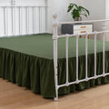 Faldón de cama tamaño queen con volantes y esquinas divididas, 45 cm de caída, con plataforma, color verde, tamaño queen - 45 cm de caída 