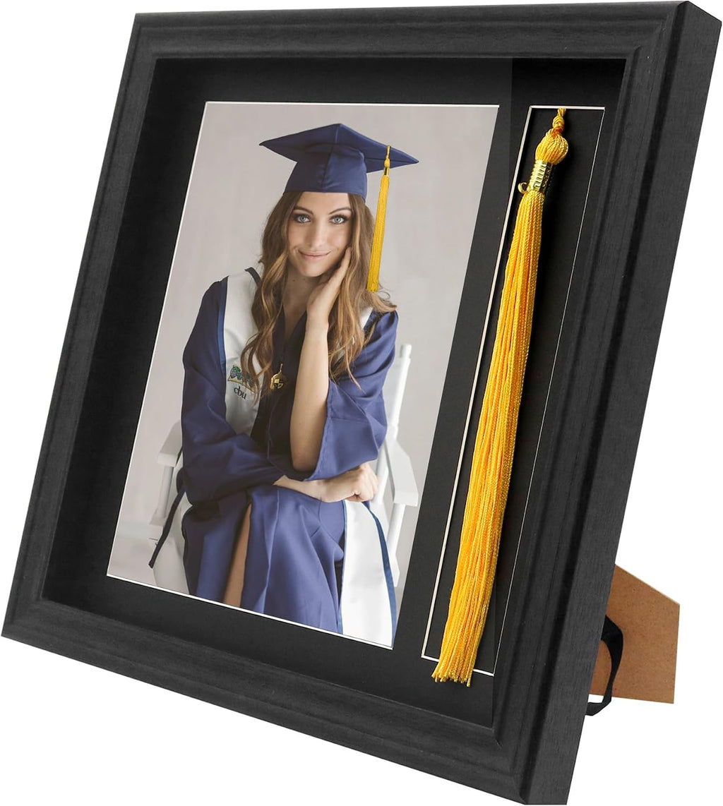 Marco de fotos de graduación FramePro de 8x10 con soporte para borla - Marco de madera con cristal auténtico, para colgar en la pared o colocar sobre una mesa, ideal para guardar fotos de graduación y recuerdos de la borla, color negro/paspartú negro