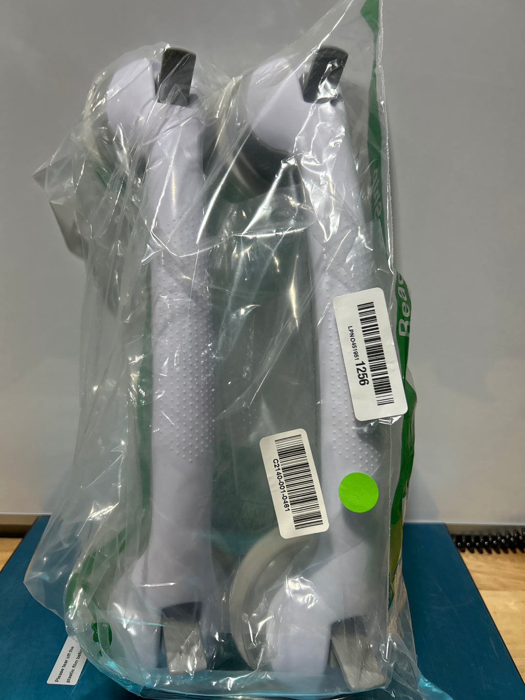 Barras de apoyo para ducha de 16 pulgadas (paquete de 2), para bañeras y duchas, con ventosa para personas mayores, resistentes, impermeables, sin perforaciones. 