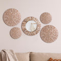 Westiti 5 piezas de decoración navideña para pared, estilo bohemio, con espejos de nácar, platos colgantes hechos a mano, arte bohemio para la decoración del dormitorio y el baño.