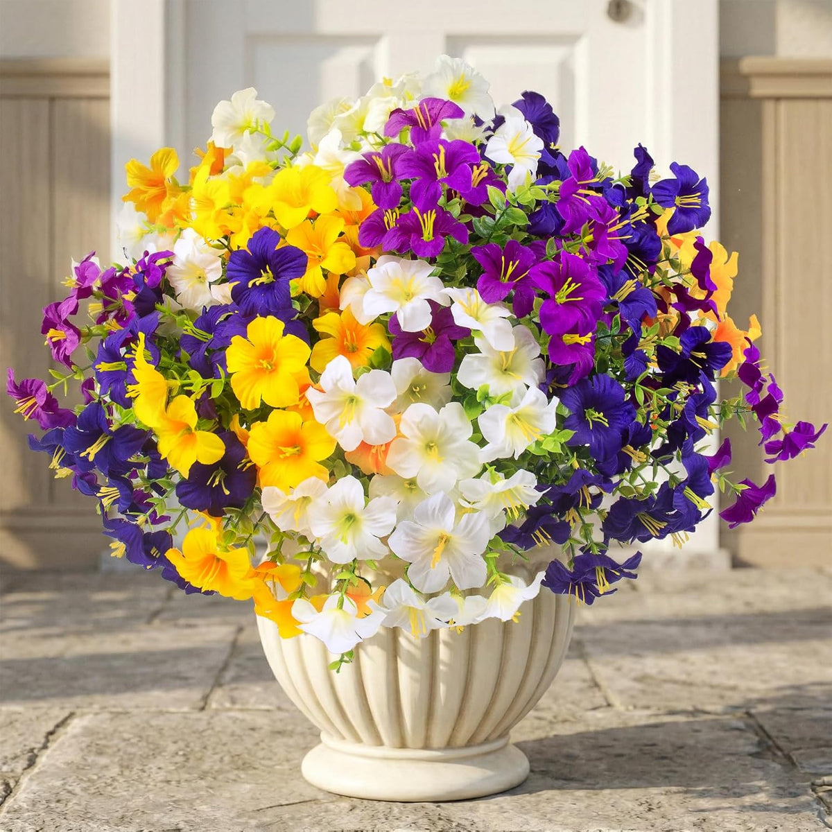 Set de 16 Petunias Artificiales para Exterior | Flores Falsas Resistentes a los Rayos UV | Seda Realista para Porche, Puerta, Jardín y Ventana | Blanco, Amarillo, Morado y Rojo Violeta