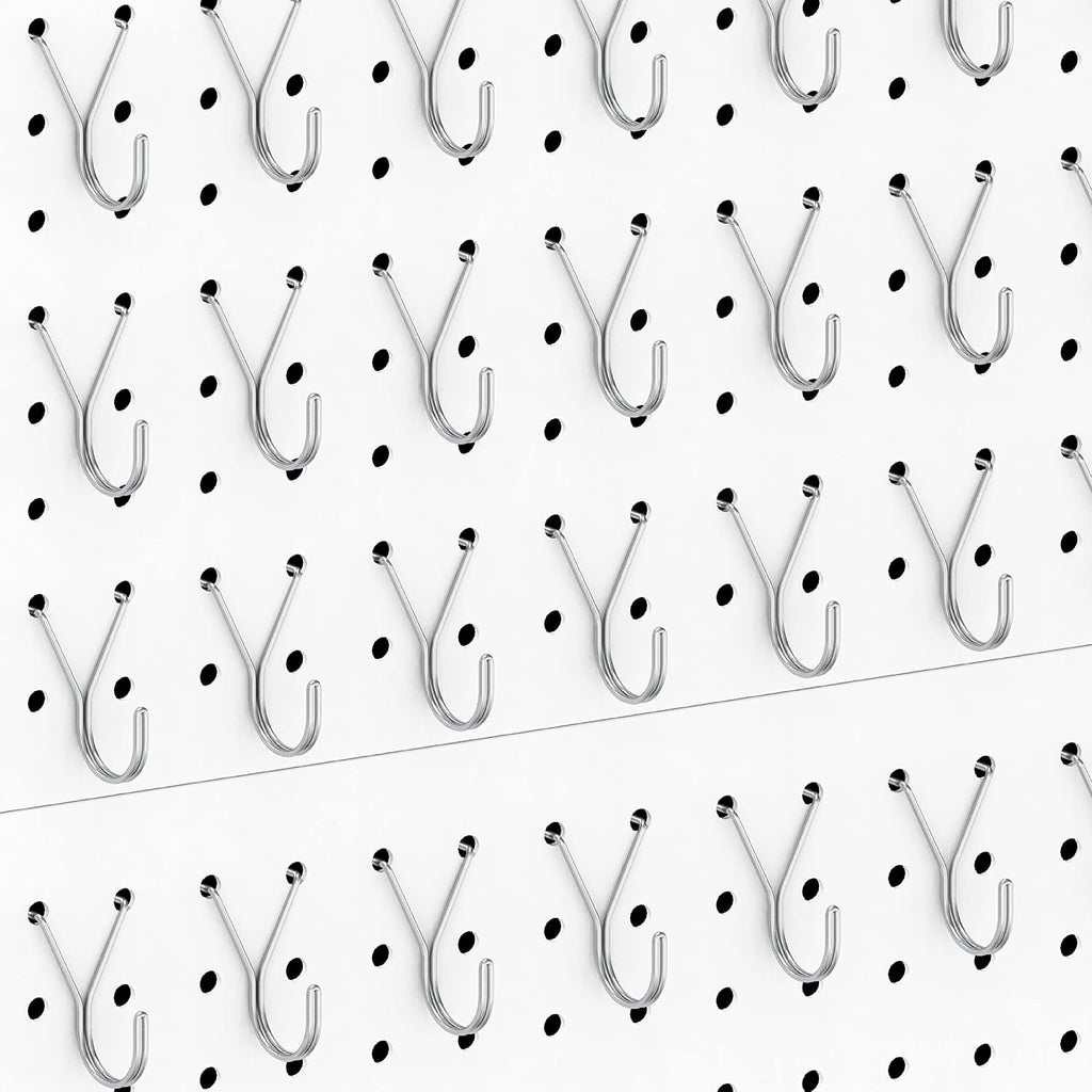HUHOLE Paquete de 40 Ganchos para Tablero Perforado, Gancho en J ★ Ganchos en J plateados de 2.5 cm para tablero perforado ★ Ganchos resistentes para tablero perforado para colgar joyas, llaves, artículos de venta al por menor y herramientas pequeñas ★