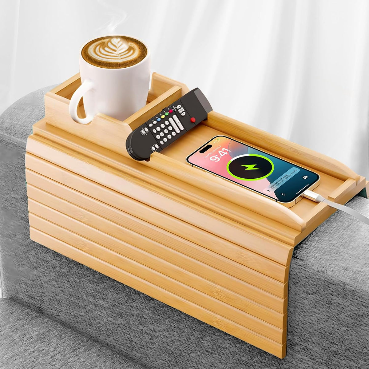 Bandeja para reposabrazos de sofá CLOUDDROPSS 3 en 1, mesa de bambú ajustable de 11, 4 cm a 35, 5 cm, bandeja antideslizante para portavasos, bandeja plegable para sillón para bebidas, aperitivos, teléfono y mando a distancia
