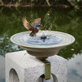 Baño solar para pájaros, Baño para pájaros de terraza con fuente solar, Baño de metal para pájaros con burbujeador, Baño para pájaros montado en la terraza, Baño para pájaros de balcón, Decoración para patio y jardín