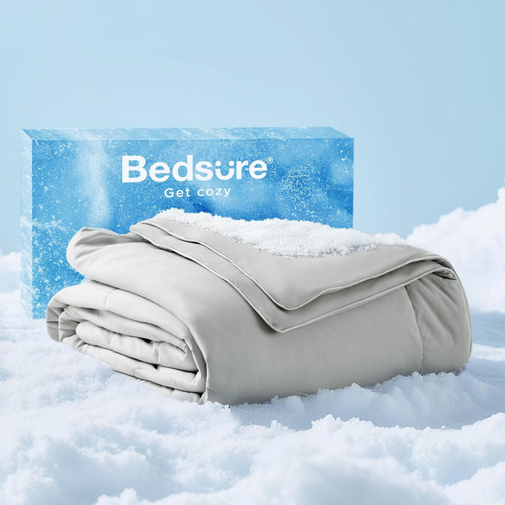 Mantas refrescantes Bedsure para personas que sudan mucho al dormir: edredón refrescante, manta de verano tamaño queen para cama, transpirable y ligera, ideal para quienes sufren de sudoración nocturna, color gris, 90 x 90 pulgadas.