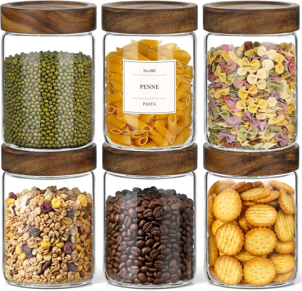Frascos de vidrio CONNOO de 829 ml con tapas de madera (paquete de 6) • Incluye 120 etiquetas blancas impermeables preimpresas para cocina • Recipientes herméticos para despensa, ideales para avena, pasta y cereales