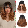 Peluca Sidaila con flequillo para mujer | Peluca sintética de 40 cm con capas y ondas corporales | Peluca de fibra Yaki resistente al calor, de aspecto natural, hasta los hombros | Peluca sintética para uso diario - De negro degradado a marrón cobrizo