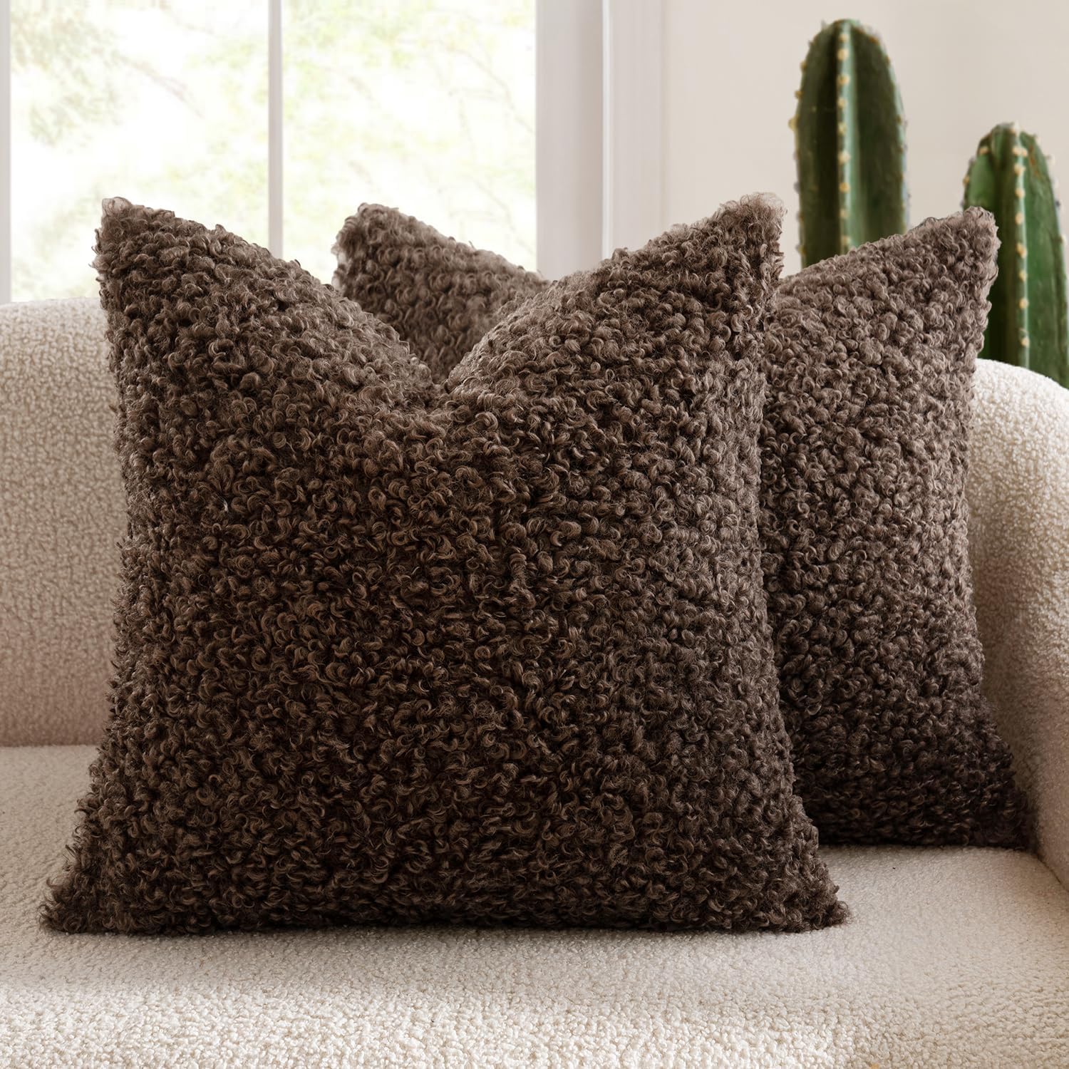 MIULEE Pack of 2 Throw Pillow Covers 22x22 Inch Neutral Chocolate Faux Fur Decorative Sherpa Pillow Covers Fuzzy Accent Soft Sheepskin Fleece Cushion Cases for Boho Home Decor Couch Living Room Bed
