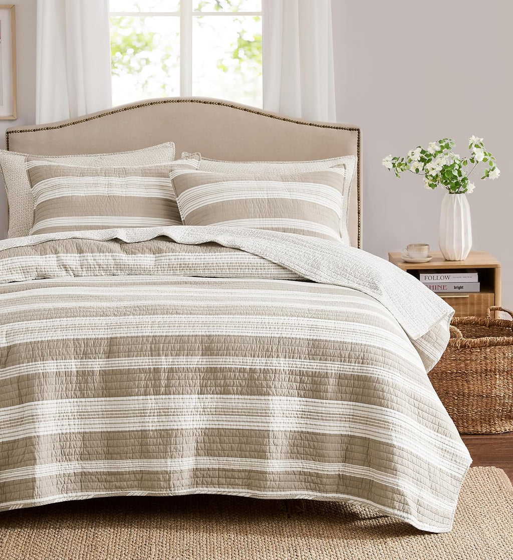 WDCOZY 100% Cotton Quilt Queen Size, Reversible Beige n White Striped Patchwork Bedding Set with 2 Pillow Shams, Lightweight Farmhouse Chambray Bedspread Shabby Chic Coverlet Thin Comforter All Season