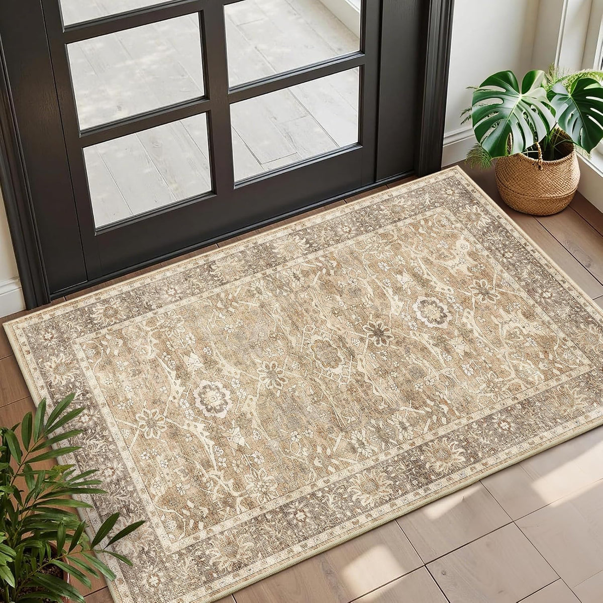 Tapete Vintage Lavable 2x3 Beige – Pelo Bajo Antideslizante, Estilo Distressed Tradicional para Entrada, Cocina y Baño